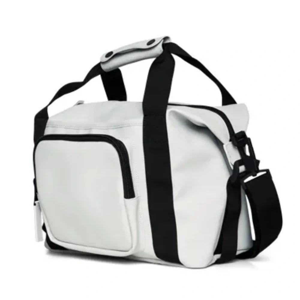 RAINS x FREE PEOPLE White Texel Kit Bag NWT🔖